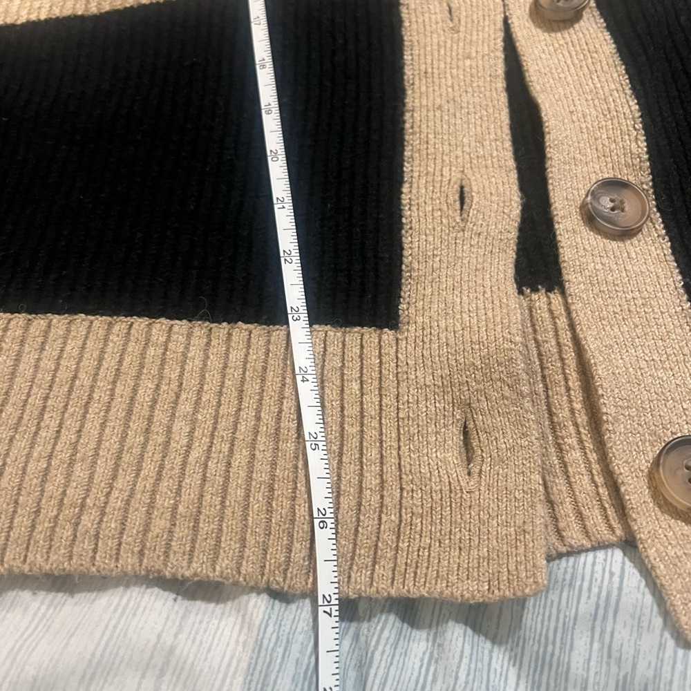 Black and Tan Striped Shaker Stitch Cardigan - Picture 4 of 5